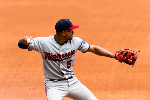 CLEVELAND, OH – JUNE 25: Third baseman Eduardo Escobar