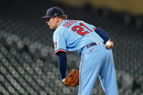 Tyler Duffey of the Minnesota Twins looks on against the Detroit Tigers. (Photo by Brace Hemmelgarn/Minnesota Twins/Getty Images)