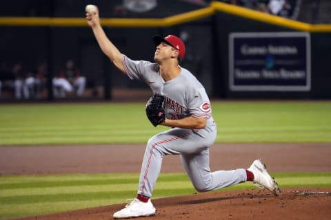 Cincinnati Reds starting pitcher Tyler Mahle pitches against the Arizona Diamondbacks. (Joe Camporeale-USA TODAY Sports)