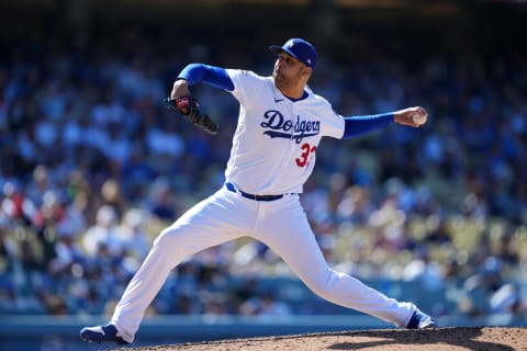 Los Angeles Dodgers relief pitcher David Price throws against the Chicago Cubs. (Kirby Lee-USA TODAY Sports)