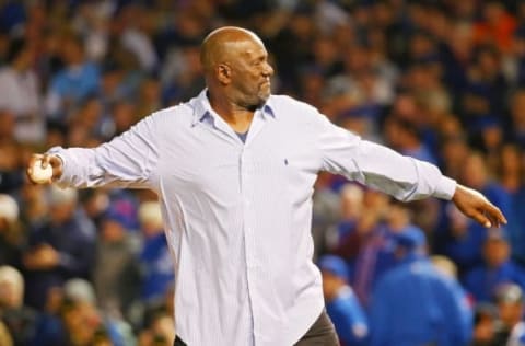 Oct 8, 2016; Chicago, IL, USA; Former Chicago Cubs pitcher Lee Smith throws out a ceremonial first pitch before game two of the 2016 NLDS playoff baseball series between the Chicago Cubs and the San Francisco Giants at Wrigley Field. Mandatory Credit: Jerry Lai-USA TODAY Sports