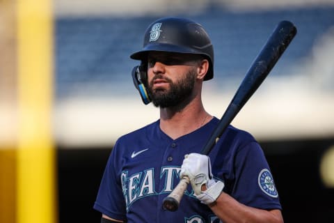 Jesse Winker #27 of the Seattle Mariners at bat against the Washington Nationals. (Photo by Scott Taetsch/Getty Images)