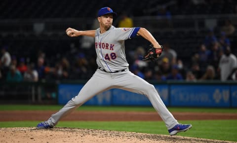 Jacob deGrom #48 of the New York Mets delivers a pitch. (Photo by Justin Berl/Getty Images)