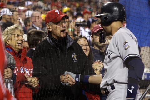 PHILADELPHIA – OCTOBER 31: Vice President Joe Biden shakes hands with Derek Jeter #2 of the New York Yankees as Jill Biden looks on before before Game Three of the 2009 MLB World Series between the New York Yankees and the Phildaelphia Phillies at Citizens Bank Park on October 31, 2009 in Philadelphia, Pennsylvania. (Photo by Pool/Getty Images)