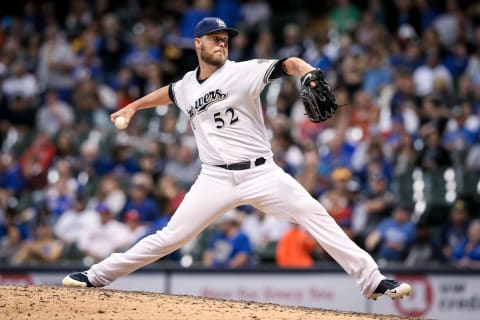 MILWAUKEE, WISCONSIN – SEPTEMBER 05: Jimmy Nelson #52 of the Milwaukee Brewers pitches in the seventh inning against the Chicago Cubs at Miller Park on September 05, 2019 in Milwaukee, Wisconsin. (Photo by Dylan Buell/Getty Images)