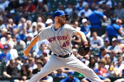 CHICAGO, ILLINOIS – JUNE 22: Zack Wheeler #45 of the New York Mets pitches against the Chicago Cubs during the first inning at Wrigley Field on June 22, 2019 in Chicago, Illinois. (Photo by David Banks/Getty Images)