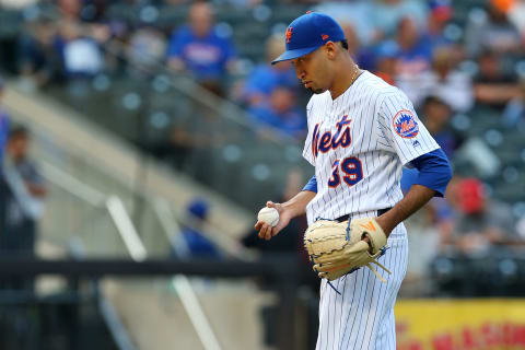 NEW YORK, NY – SEPTEMBER 08: Edwin Diaz #39 of the New York Mets in action against the Philadelphia Phillies during a game at Citi Field on September 8, 2019 in New York City. (Photo by Rich Schultz/Getty Images)