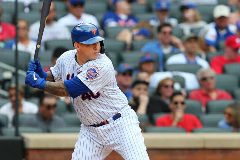 NEW YORK, NY – SEPTEMBER 08: Wilson Ramos #40 of the New York Mets in action against the Philadelphia Phillies during a game at Citi Field on September 8, 2019 in New York City. (Photo by Rich Schultz/Getty Images)