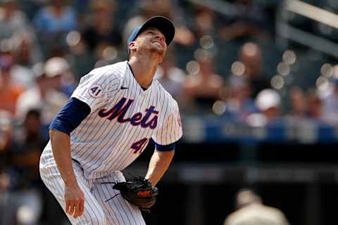 NEW YORK, NY – JULY 7: Jacob deGrom #48 of the New York Mets reacts in the fourth inning against the Milwaukee Brewers during game one of a doubleheader at Citi Field on July 7, 2021 in the Flushing neighborhood of the Queens borough of New York City. The Mets won 4-3. (Photo by Adam Hunger/Getty Images)