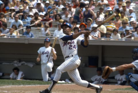 NEW YORK – CIRCA 1973: Outfielder Willie Mays #24 of the New York Mets bats during an Major League Baseball game circa 1973 at Shea Stadium in the Queens borough of New York City. Mays played for the Mets from 1972-73. (Photo by Focus on Sport/Getty Images)