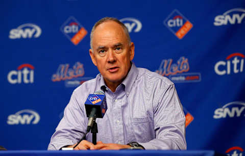 NEW YORK, NY – SEPTEMBER 17: (NEW YORK DAILIES OUT) General manager Sandy Alderson of the New York Mets speaks to the media before a game against the San Francisco Giants at Citi Field on September 17, 2013 in the Flushing neighborhood of the Queens borough of New York City. The Giants defeated the Mets 8-5. (Photo by Jim McIsaac/Getty Images)