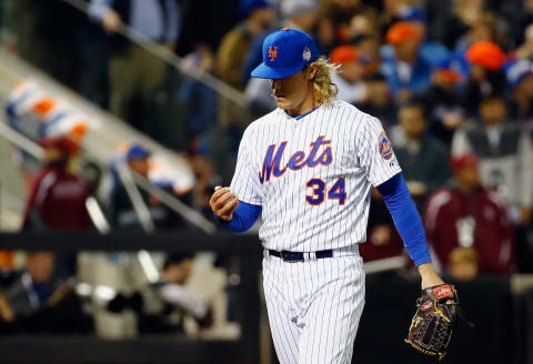 NEW YORK, NY – OCTOBER 30: Noah Syndergaard #34 of the New York Mets against the Kansas City Royals during Game Three of the 2015 World Series at Citi Field on October 30, 2015 in the Flushing neighborhood of the Queens borough of New York City. (Photo by Al Bello/Getty Images)