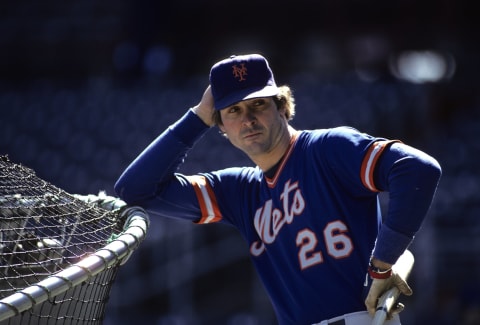 CHICAGO, IL – SEPTEMBER 1982: Dave Kingman #26 of the New York Mets during batting practice before a MLB game in September 1981 in Chicago, Illinois. (Photo by Ronald C. Modra/Getty Images)