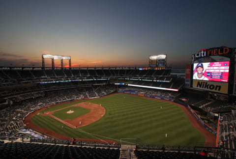 NEW YORK, NY – SEPTEMBER 25: The sun sets as the Atlanta Braves play the New York Mets during the first game of a double header at Citi Field on September 25, 2017 in the Flushing neighborhood of the Queens borough of New York City. (Photo by Rich Schultz/Getty Images)