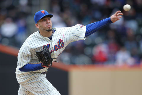 NEW YORK – MAY 09: Oliver Perez #46 of the New York Mets pitches against the San Francisco Giants at Citi Field on May 9, 2010 in the Flushing neighborhood of the Queens borough of New York City. (Photo by Nick Laham/Getty Images)