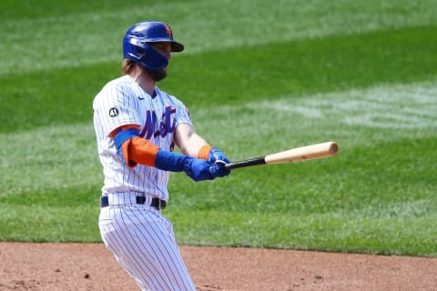 NEW YORK, NEW YORK – SEPTEMBER 20: Jeff McNeil #6 of the New York Mets in action against the Atlanta Braves at Citi Field on September 20, 2020 in New York City. Atlanta Braves defeated the New York Mets 7-0. (Photo by Mike Stobe/Getty Images)