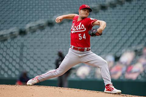 MINNEAPOLIS, MN – SEPTEMBER 27: Sonny Gray #54 of the Cincinnati Reds pitches against the Minnesota Twins on September 27, 2020 at Target Field in Minneapolis, Minnesota. (Photo by Brace Hemmelgarn/Minnesota Twins/Getty Images)