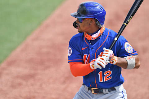 JUPITER, FLORIDA – MARCH 01: A general view of the Franklin batting gloves worn by Francisco Lindor #12 of the New York Mets in the first inning against the Miami Marlins in a spring training game at Roger Dean Chevrolet Stadium on March 01, 2021 in Jupiter, Florida. (Photo by Mark Brown/Getty Images)