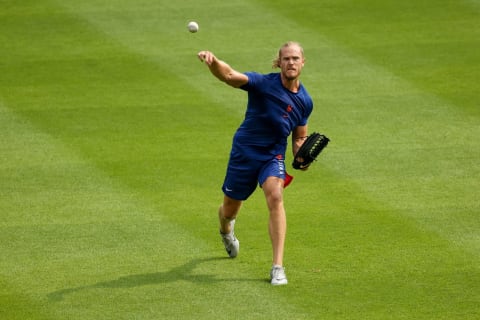 CINCINNATI, OHIO – JULY 20: Noah Syndergaard #34 of the New York Mets throws before the game against the Cincinnati Reds at Great American Ball Park on July 20, 2021 in Cincinnati, Ohio. (Photo by Dylan Buell/Getty Images)