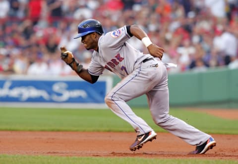 BOSTON – JUNE 29: Jose Reyes #7 of the New York Mets attempts to steal second base against the Boston Red Sox in the first inning on June 29, 2006 at Fenway Park in Boston, Massachusetts. (Photo by Jim McIsaac/Getty Images)