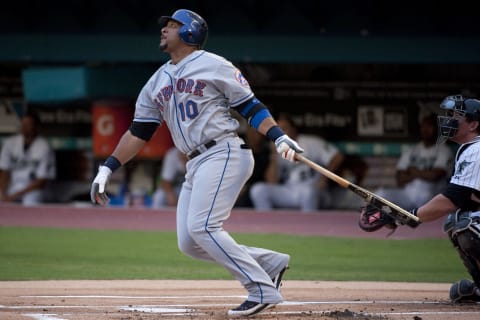 MIAMI, FL – AUGUST 25: Gary Sheffield #10 of the New York Mets bats during a MLB game against the Florida Marlins at Landshark Stadium on August 25, 2009 in Miami, Florida. (Photo by Ronald C. Modra/Getty Images)