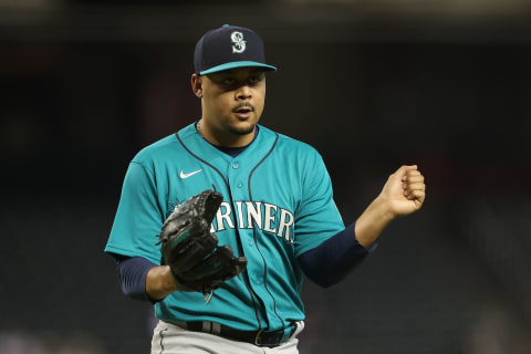 PHOENIX, ARIZONA – SEPTEMBER 03: Relief pitcher Justus Sheffield #33 of the Seattle Mariners reacts after pitching out of the ninth inning during the MLB game against the Arizona Diamondbacks at Chase Field on September 03, 2021 in Phoenix, Arizona. (Photo by Christian Petersen/Getty Images)