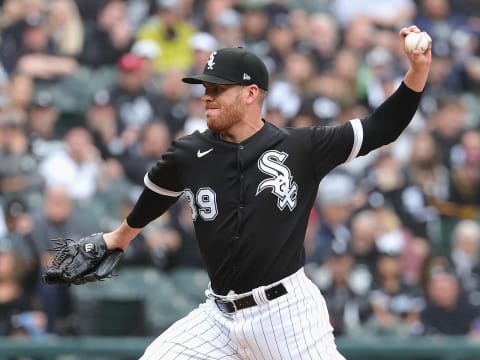 CHICAGO, ILLINOIS – OCTOBER 12: Aaron Bummer #39 of the Chicago White Sox pitches against the Houston Astros at Guaranteed Rate Field on October 12, 2021 in Chicago, Illinois. The Astros defeated the White Sox 10-1. (Photo by Jonathan Daniel/Getty Images)