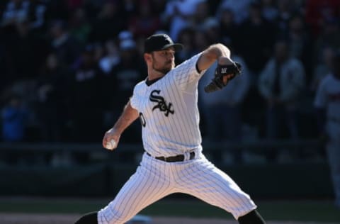 CHICAGO, IL – APRIL 11: David Robertson #30 of the Chicago White Sox pitches in the 9th inning for a save against the Minnesota Twins at U.S. Cellular Field on April 11, 2015 in Chicago, Illinois. The White Sox defeated the Twins 5-4. (Photo by Jonathan Daniel/Getty Images)