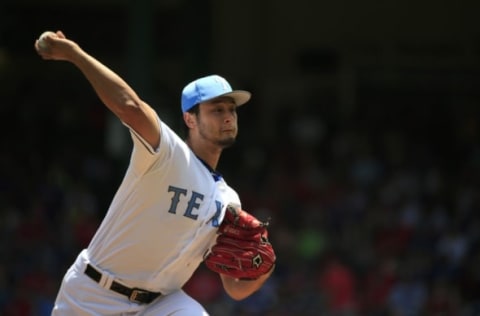 ARLINGTON, TX – JUNE 18: Yu Darvish  of the Texas Rangers pitches against the Seattle Mariners during the first inning at Globe Life Park in Arlington on June 18, 2017 in Arlington, Texas. (Photo by Ron Jenkins/Getty Images)