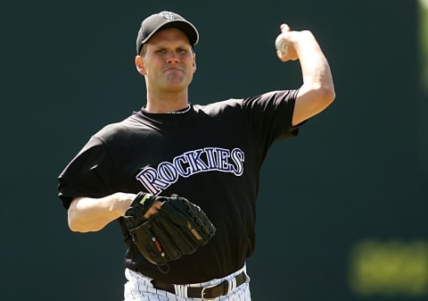 01 Mar 2001: Pitcher Denny Neagle #15 of the Colorado Rockies warms up from the mound at Hi Corbett Field in Tucson, Arizona. Mandatory Credit: Brian Bahr/ALLSPORT