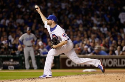 CHICAGO, IL – OCTOBER 18: Wade Davis #71 of the Chicago Cubs pitches in the eighth inning against the Los Angeles Dodgers during game four of the National League Championship Series at Wrigley Field on October 18, 2017 in Chicago, Illinois. (Photo by Jamie Squire/Getty Images)