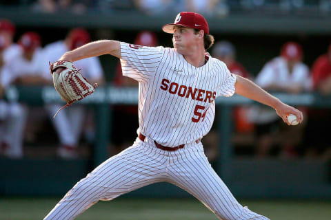 Oklahoma’s Jake Bennett (54) pitches during a Big 12 baseball game between the University of Oklahoma Sooners (OU) and the Kansas State Wildcats in Norman, Okla., Friday, April 29, 2022.Ou Baseball