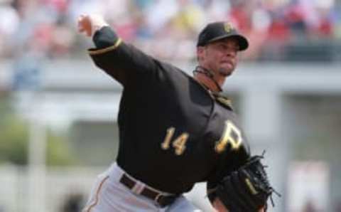 Vogelsong seems most likely candidate right now to replace Locke; Mandatory Credit: Kim Klement-USA TODAY Sports