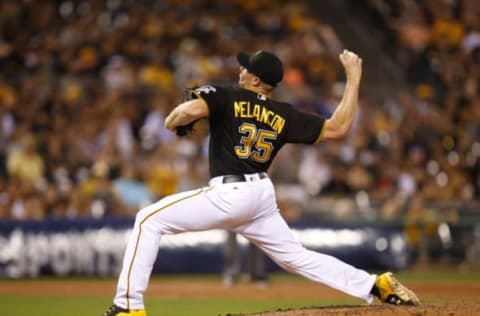 PITTSBURGH, PA – JUNE 20: Mark Melancon #35 of the Pittsburgh Pirates pitches in the ninth inning during the game against the San Francisco Giants at PNC Park on June 20, 2016 in Pittsburgh, Pennsylvania. (Photo by Justin K. Aller/Getty Images)