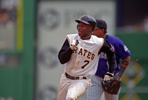 PITTSBURGH, PA – 2003: Kenny Lofton #7 of the Pittsburgh Pirates runs to third base during a Major League Baseball game against the Colorado Rockies at PNC Park in 2003 in Pittsburgh, Pennsylvania. (Photo by George Gojkovich/Getty Images)