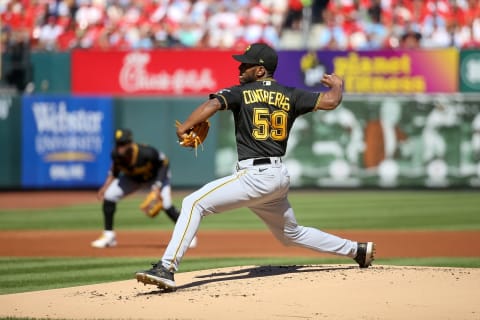 ST. LOUIS, MO – OCTOBER 02: Starter Roansy Contreras #59 of the Pittsburgh Pirates delivers a pitch during the first inning against the St. Louis Cardinals at Busch Stadium on October 2, 2022 in St. Louis, Missouri. (Photo by Scott Kane/Getty Images)