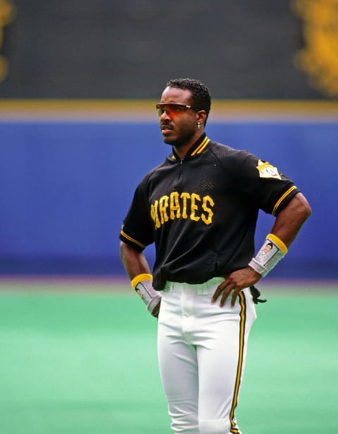 PITTSBURGH, PA – 1992: Barry Bonds of the Pittsburgh Pirates looks on from the field during batting practice before a Major League Baseball game at Three Rivers Stadium in 1992 in Pittsburgh, Pennsylvania. (Photo by George Gojkovich/Getty Images)