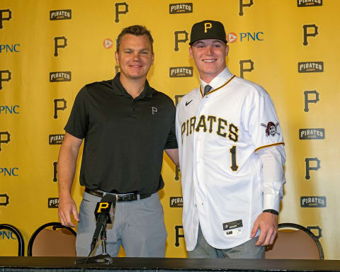 PITTSBURGH, PA – JULY 18: Catcher Henry Davis (R), who was selected first overall in the 2021 MLB draft by the Pittsburgh Pirates, poses with General Manager Ben Cherington after signing a contract with the Pirates during a press conference at PNC Park on July 18, 2021 in Pittsburgh, Pennsylvania. (Photo by Justin Berl/Getty Images)