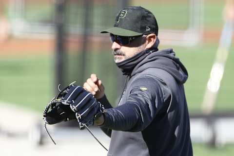 Aug 19, 2020; Pittsburgh, Pennsylvania, USA; Pittsburgh Pirates manager Derek Shelton (17) gestures during batting practice before the game against the Cleveland Indians at PNC Park. Mandatory Credit: Charles LeClaire-USA TODAY Sports