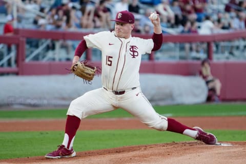 Florida State pitcher Parker Messick (15) warms up pitching. The Florida State Seminoles defeated the Samford Bulldogs 7-0 on Friday, Feb. 25, 2022.Fsu Baseball Edits002