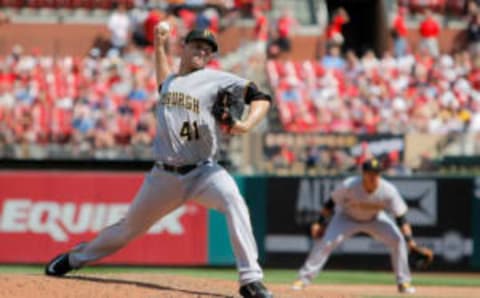 Apr 19, 2017; St. Louis, MO, USA; Pittsburgh Pirates pitcher Daniel Hudson (41) pitches during the eighth inning against the St. Louis Cardinals at Busch Stadium. The Cardinals won 2-1. Mandatory Credit: Scott Kane-USA TODAY Sports