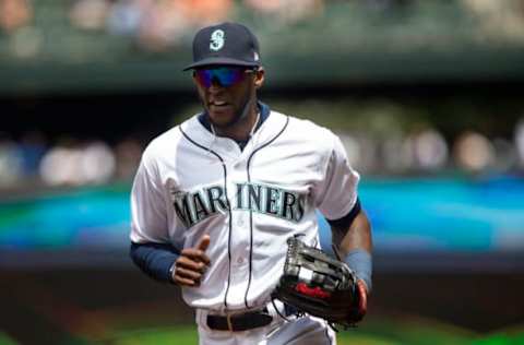 SEATTLE, WA – AUGUST 01: Cameron Maybin #10 of the Seattle Mariners runs off the field after the top of the first inning against the Houston Astros at Safeco Field on August 1, 2018 in Seattle, Washington. (Photo by Lindsey Wasson/Getty Images)