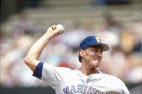 BALTIMORE, MD – CIRCA 1986: Mike Moore #25 of the Seattle Mariners pitches against the Baltimore Orioles during an Major League Baseball game circa 1986 at Memorial Stadium in Baltimore, Maryland. Moore played for the Mariners from 1982-88. (Photo by Focus on Sport/Getty Images)