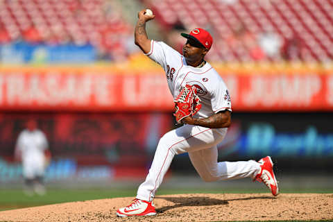 CINCINNATI, OH – JULY 4: Raisel Iglesias of the Cincinnati Reds pitches. He just joined the Seattle Mariners’ rival. (Photo by Jamie Sabau/Getty Images)