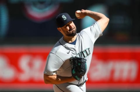 MINNEAPOLIS, MN – APRIL 08: Robbie Ray #38 of the Seattle Mariners delivers a pitch against the Minnesota Twins in the first inning on Opening Day at Target Field on April 8, 2022 in Minneapolis, Minnesota. (Photo by David Berding/Getty Images)