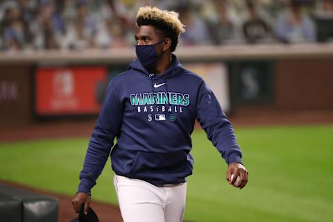 SEATTLE, WASHINGTON – SEPTEMBER 21: Justin Dunn #35 of the Seattle Mariners looks on after the bottom of the eighth inning against the Houston Astros at T-Mobile Park on September 21, 2020 in Seattle, Washington. (Photo by Abbie Parr/Getty Images)