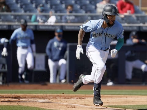 PEORIA, ARIZONA – FEBRUARY 28: J.P. Crawford #3 of the Seattle Mariners swings in the first inning. (Photo by Steph Chambers/Getty Images)