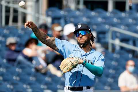 PEORIA, ARIZONA – MARCH 04: J.P. Crawford #3 of the Seattle Mariners warms up (Sodo Mojo). (Photo by Steph Chambers/Getty Images)