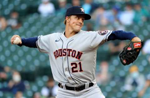 SEATTLE, WASHINGTON – APRIL 17: Zack Greinke #21 of the Houston Astros pitches during the first inning of the MLB against the Seattle Mariners at T-Mobile Park on April 17, 2021 in Seattle, Washington. (Photo by Abbie Parr/Getty Images)