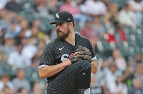 CHICAGO, ILLINOIS – JUNE 25: Starting pitcher Carlos Rodon #55 of the Chicago White Sox delivers the ball against the Seattle Mariners at Guaranteed Rate Field on June 25, 2021 in Chicago, Illinois. The Mariners defeated the White Sox 9-3. (Photo by Jonathan Daniel/Getty Images)